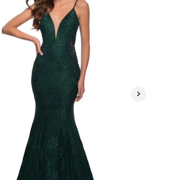 PROM/ PAGEANT DRESS size 4 - Picture 1 of 4